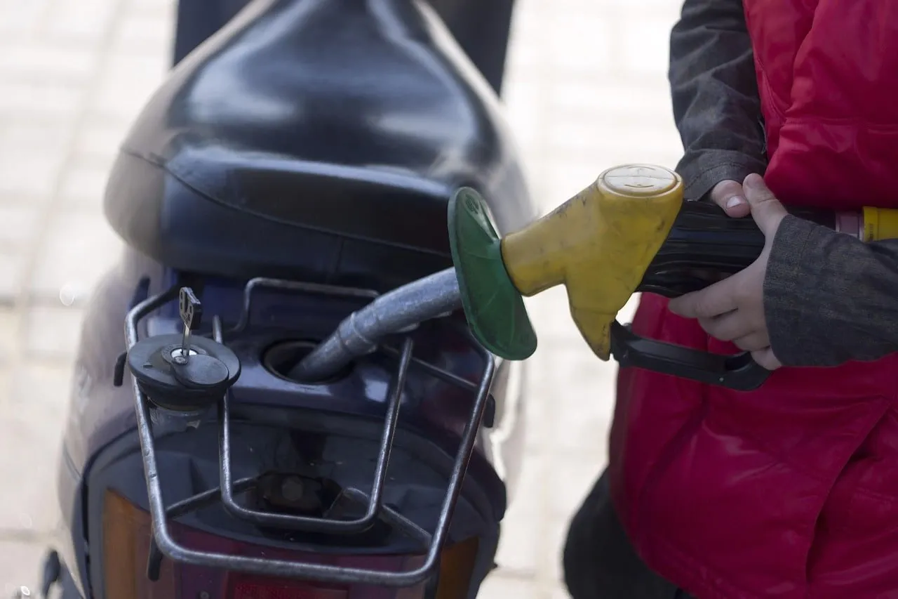 ⛽️Власти Красноярского края планируют запретить продажу горючего несовершеннолетним